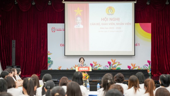 Kick-off 20! | Bứt Tốc Mạnh Mẽ Năm Học Ngàn Hoa 2025-2026