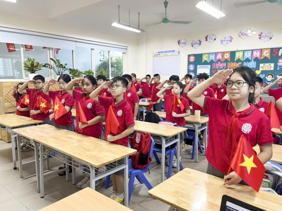 Lễ Khai giảng năm học 2025-2026: Thắp sáng tinh thần học tập của thầy trò Lê Quý Đôn