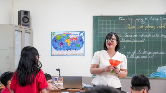 Những chuyến bay chở tình yêu và vẻ đẹp Tiếng Việt
