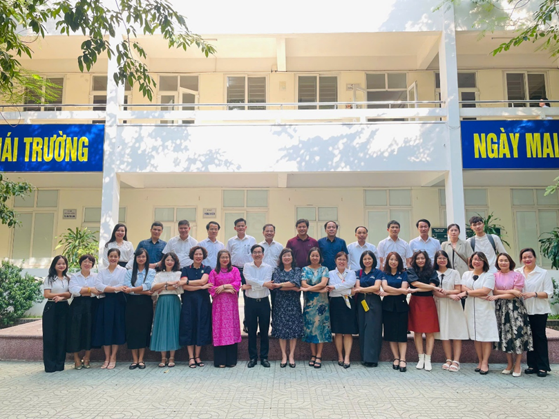 Đại diện các trường thành viên CLB các trường định hướng ESL tại Việt Nam